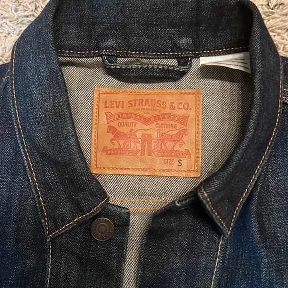 LEVI Denim jacket - Picture 2 of 3